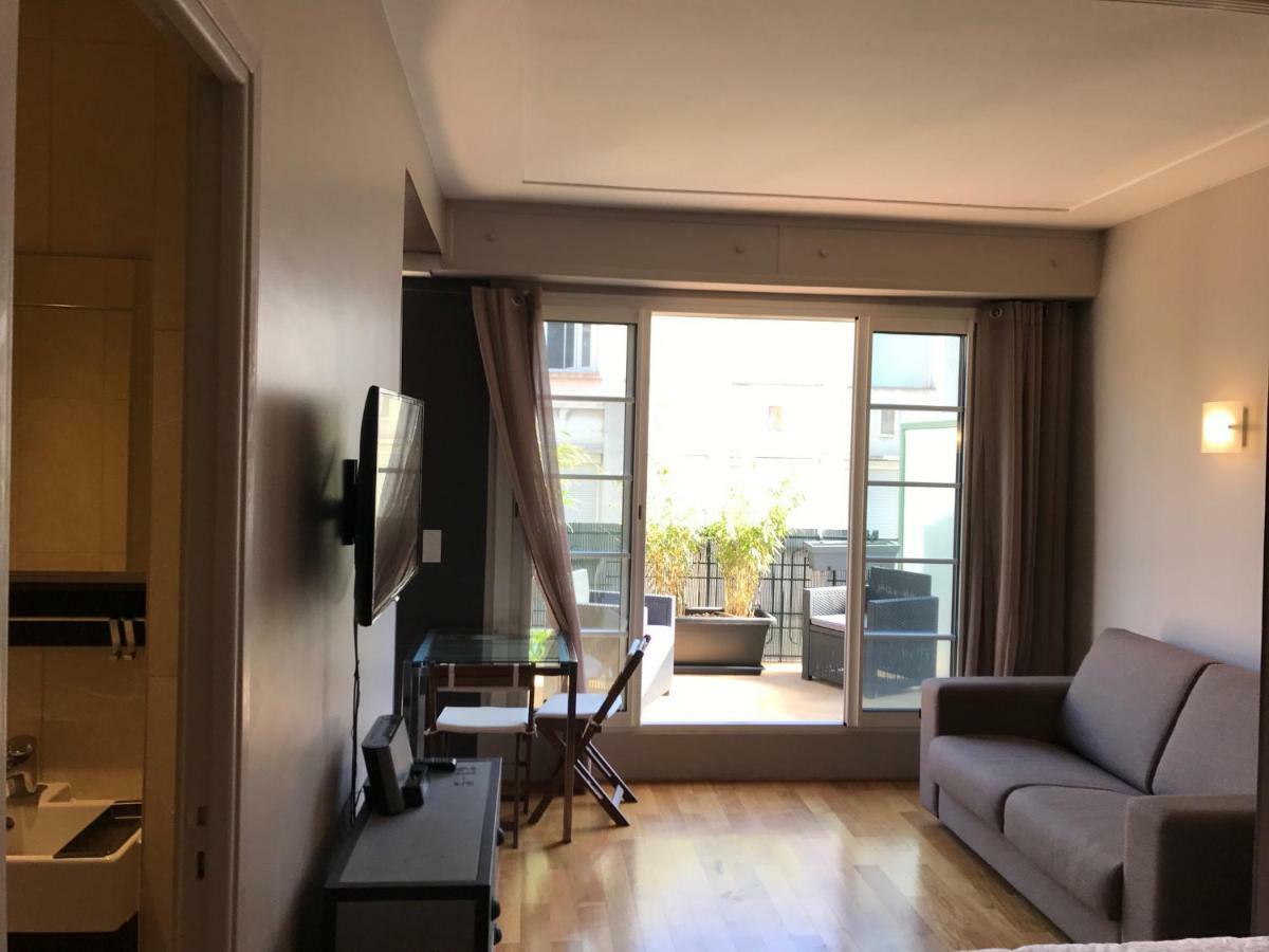 Downtown Studio & Large Terrace *